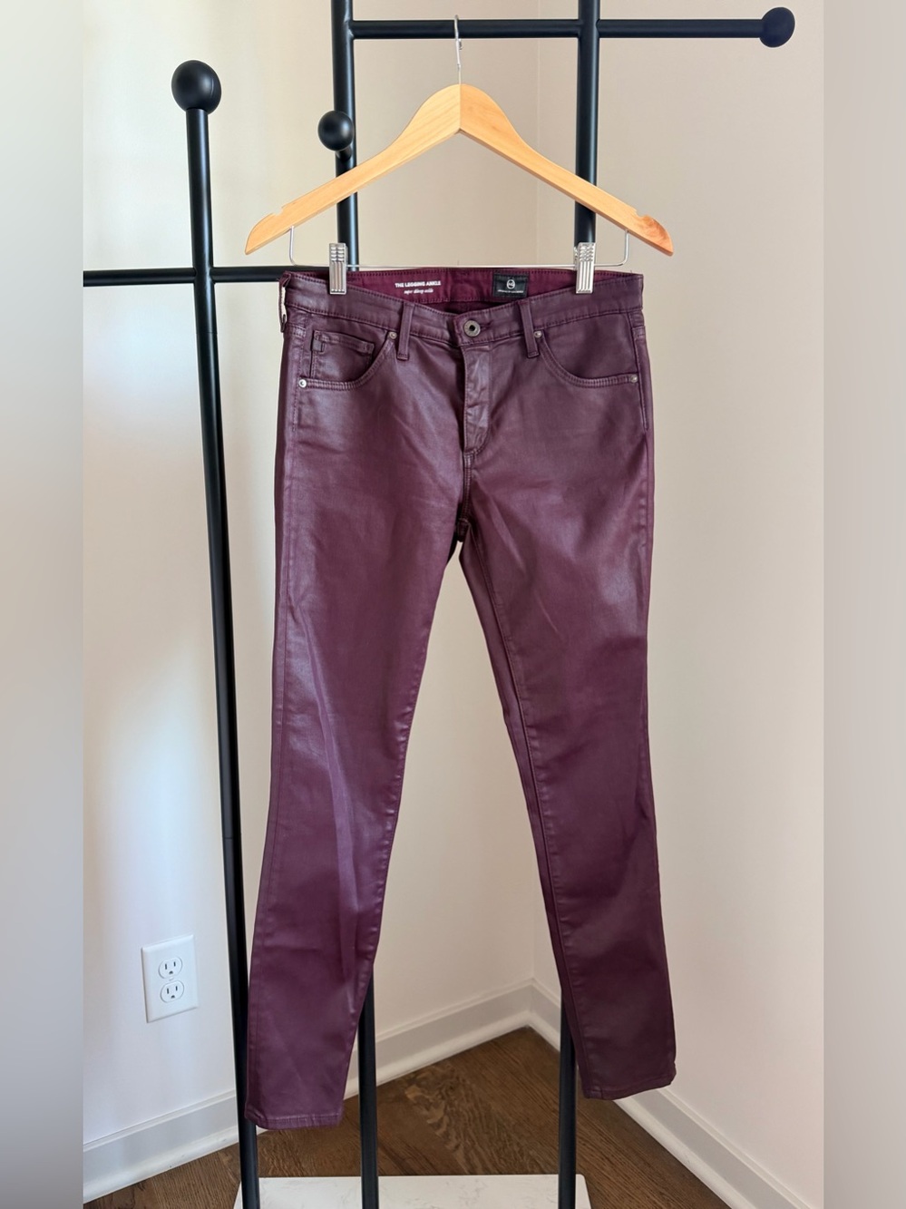 AG Adriano Goldschmied The Legging Ankle Coated Burgundy Skinny Jeans 27R